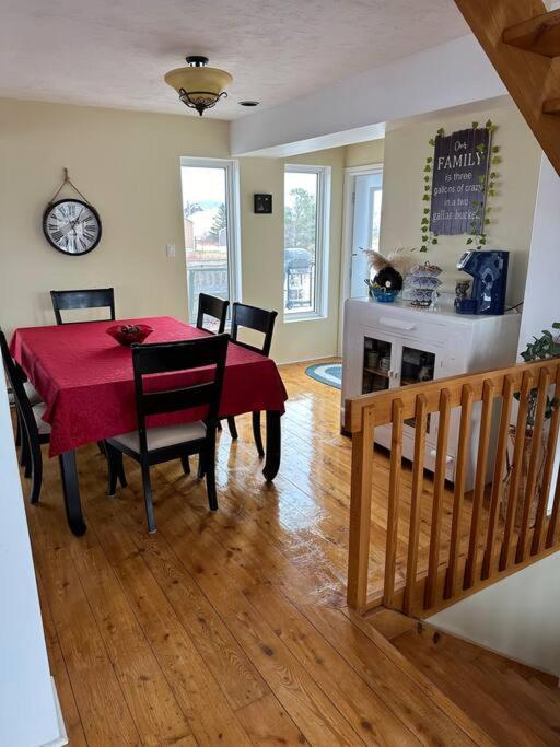 Beachside Serenity Cottage Pointe-du-Chene Luaran gambar