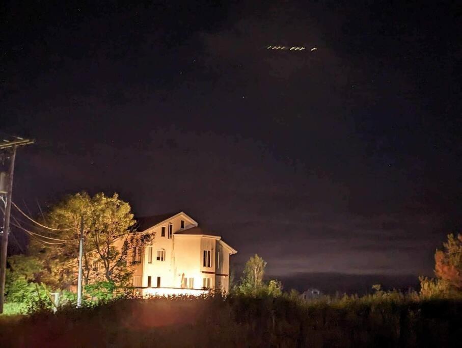 Beachside Serenity Cottage Pointe-du-Chene Luaran gambar